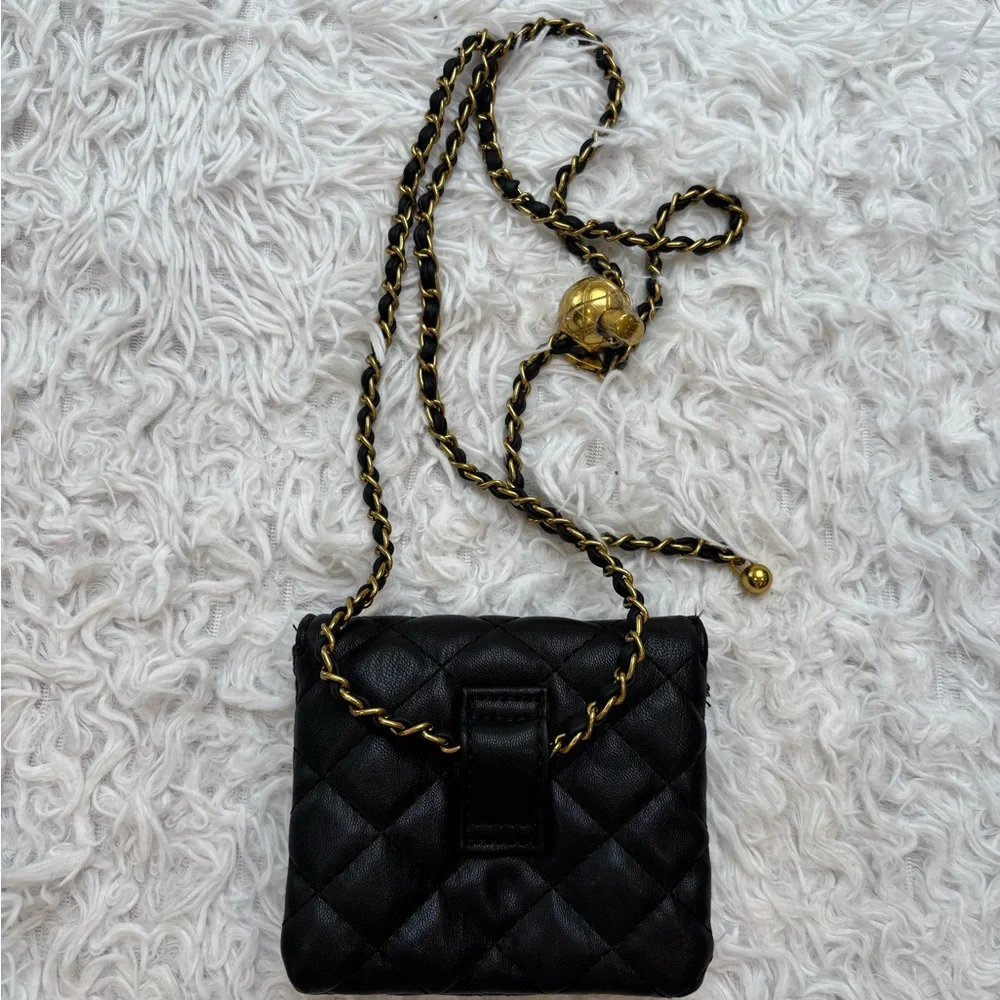 Black Quilted Crossbody Bag - Picture 6 of 6